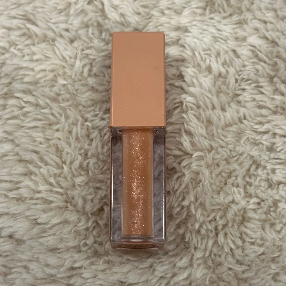 kkw beauty rose gold lip gloss